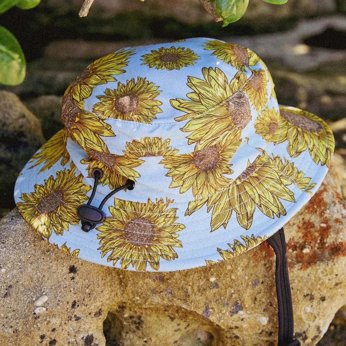 SUNWARD BOUND - Surf bucket hat